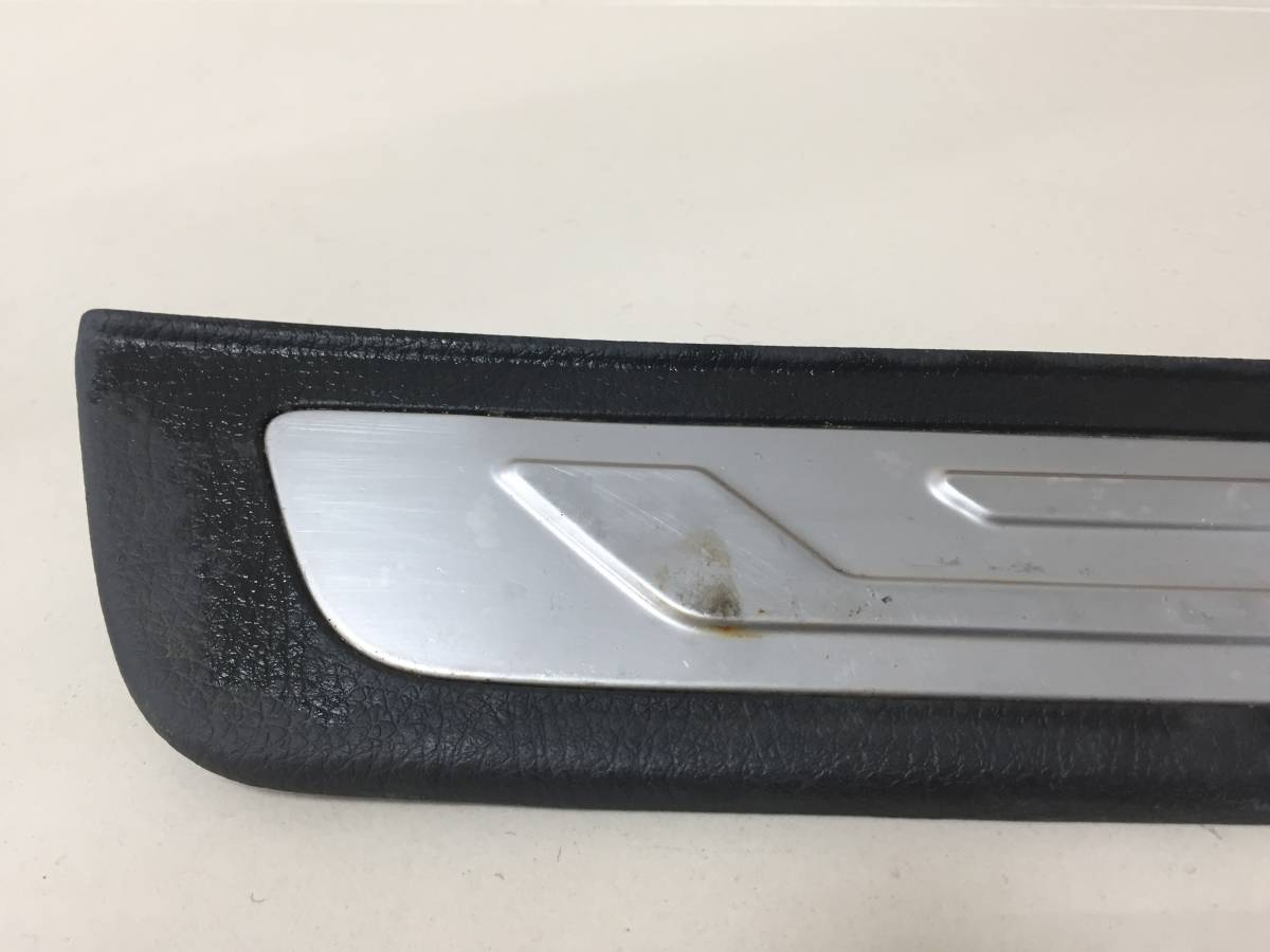 Накладка порога (внутренняя) Kia Sorento (XM) 2009-2021