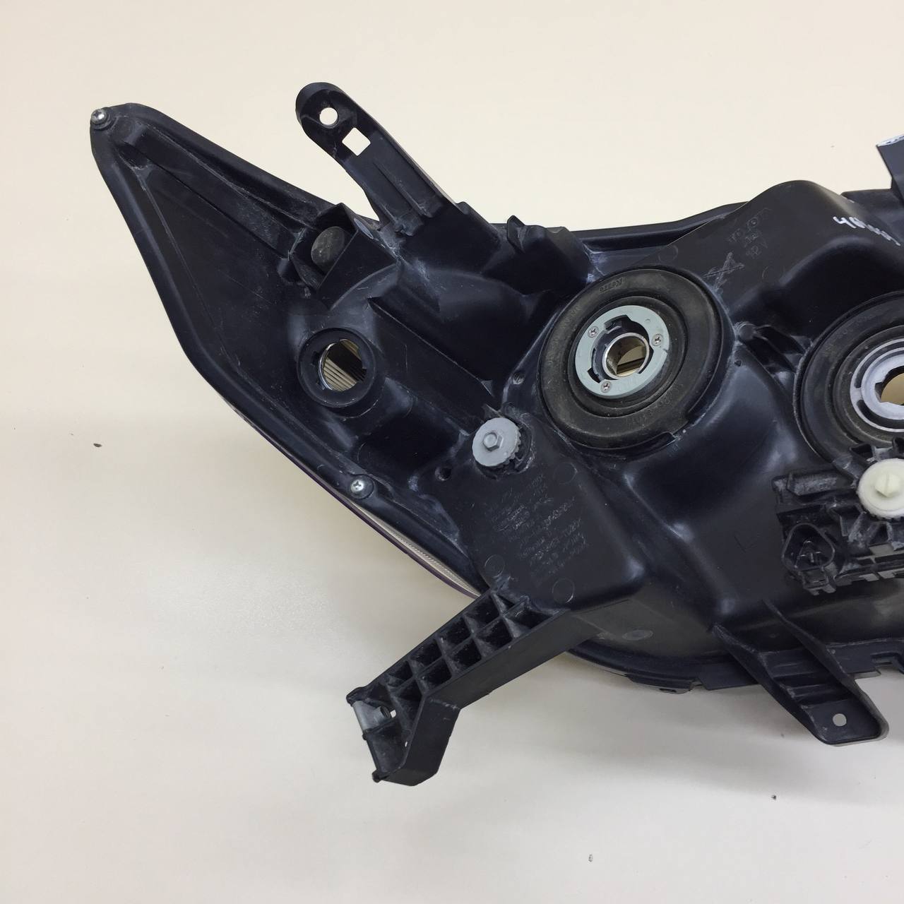 Фара левая Toyota Land Cruiser Prado (J150) 2009-2022