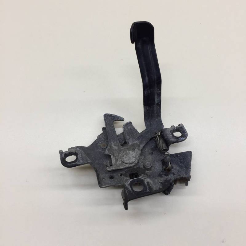 Замок капота Toyota Auris (E150) 2006-2012