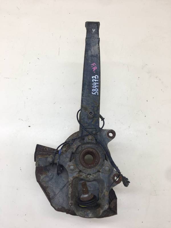 Кулак поворотный передний правый Jeep Grand Cherokee (WK2) 2010>