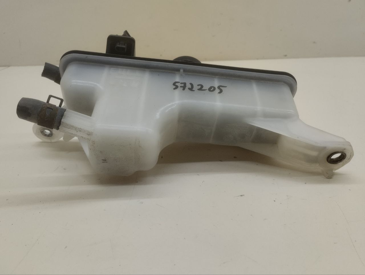 Бачок расширительный Toyota Rav 4 (A30) 2006-2013 Бачок расширительный Toyota Rav 4 (A30) 2006-2013