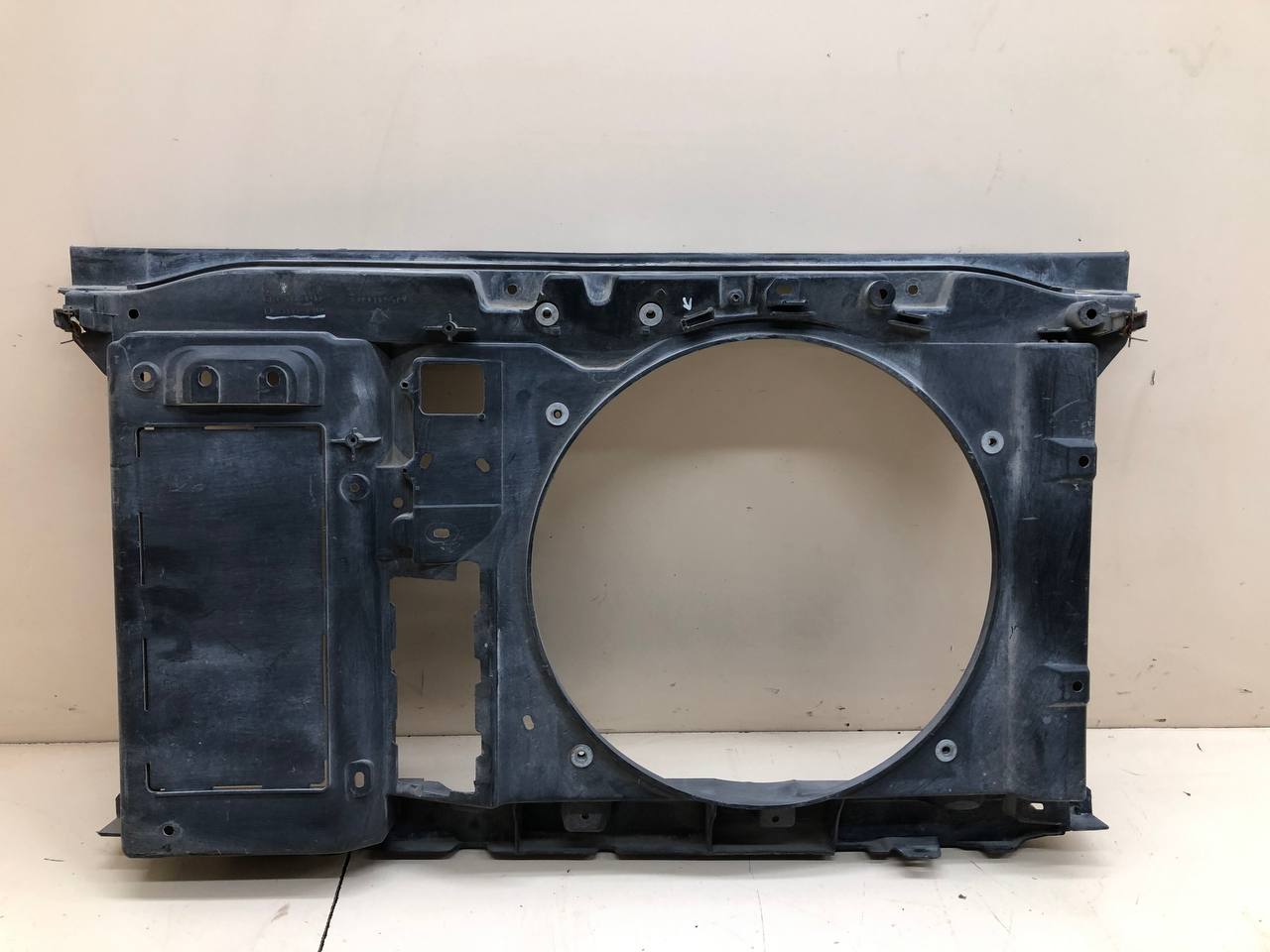 Панель передняя Citroen С4 Picasso 2006-2014