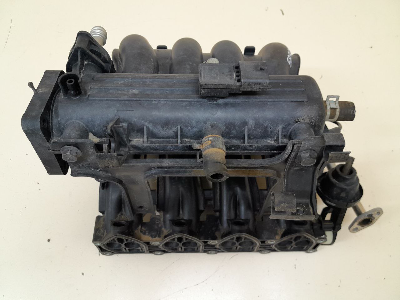 Коллектор впускной Chevrolet Aveo T250 2005-2011
