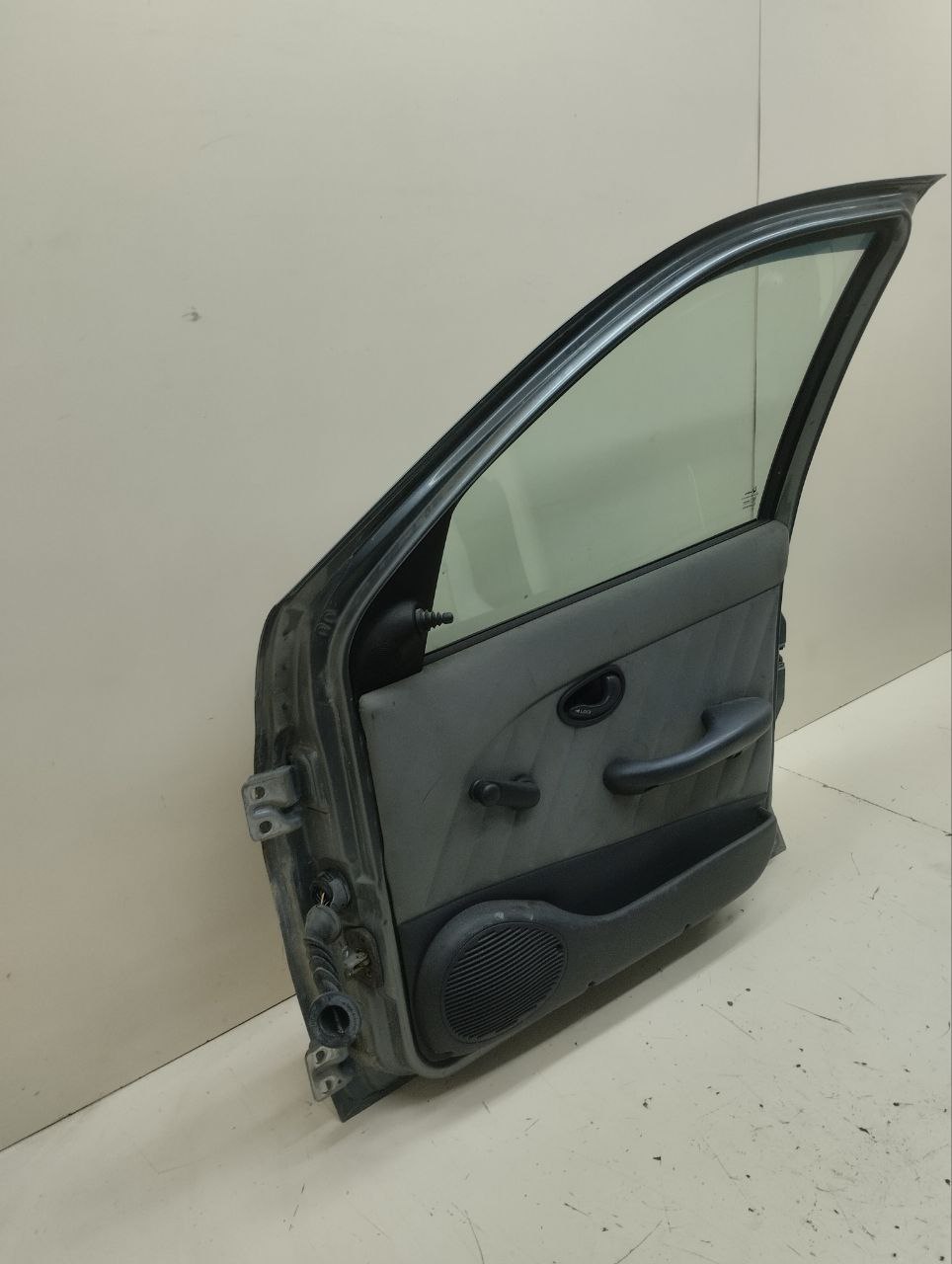 Дверь передняя правая Fiat Albea 2002-2012