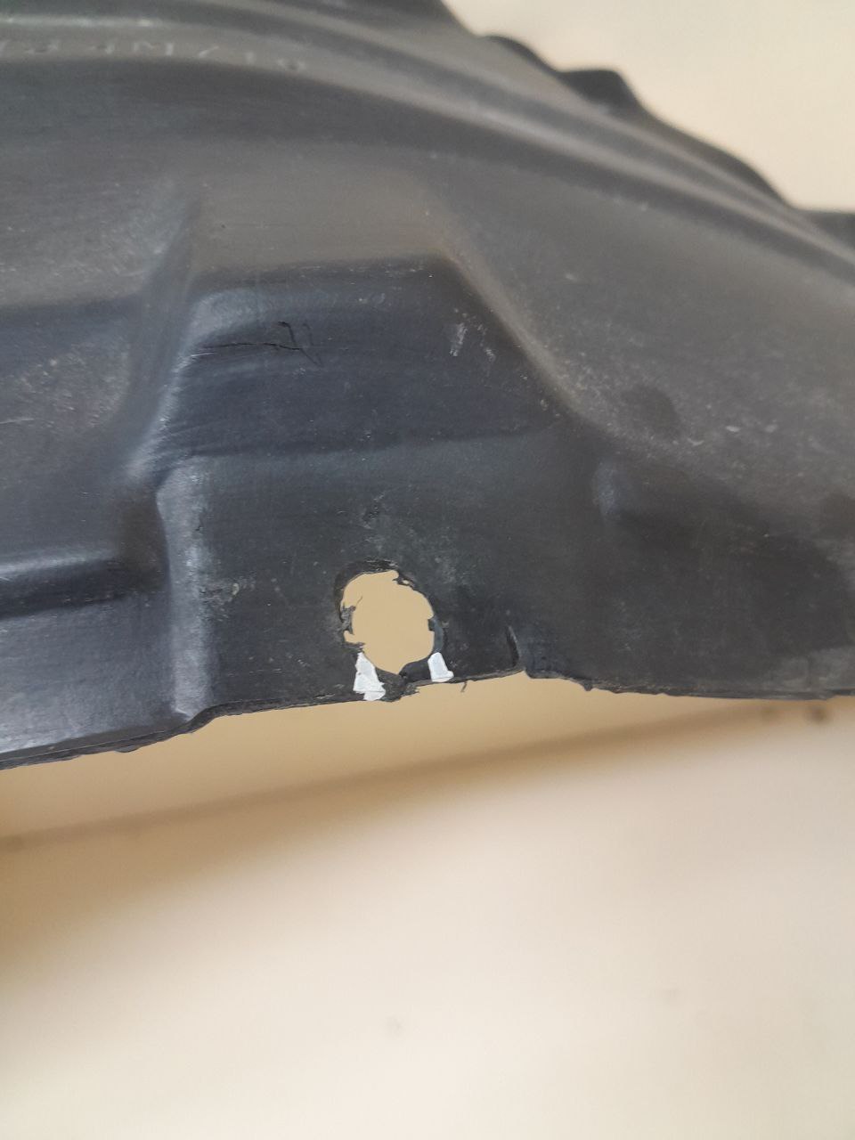 Локер передний левый Nissan Almera (N16) 2000-2006