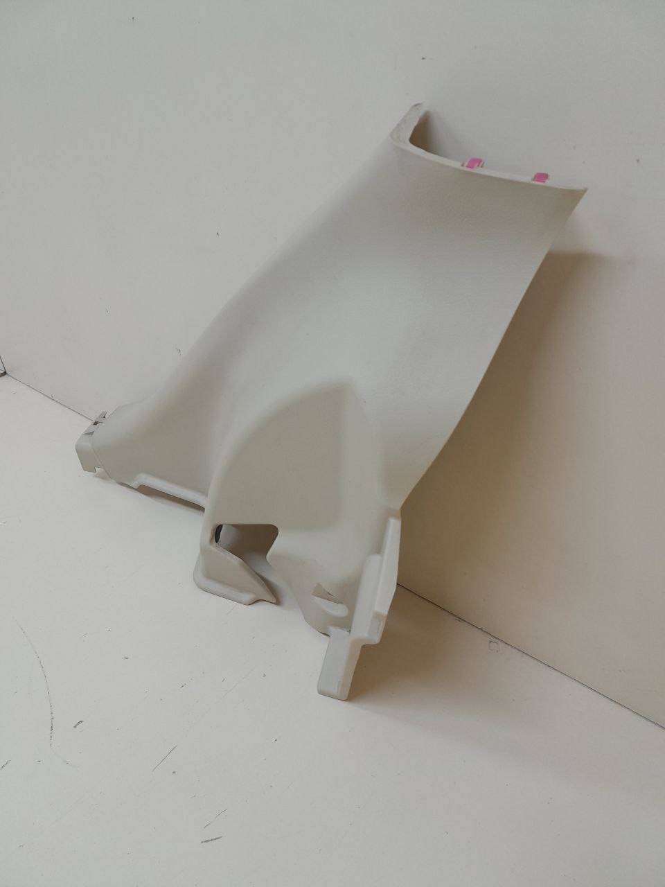 Обшивка стойки Lexus RX 350 /450h (XL10) 2009-2015 Обшивка стойки Lexus RX 350 /450h (XL10) 2009-2015
