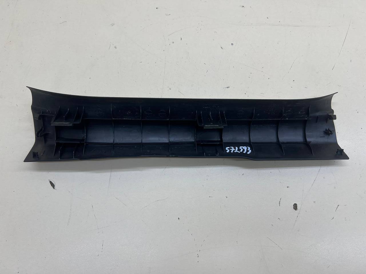 Накладка порога (внутренняя) Toyota Rav 4 (XA40) 2013-2019