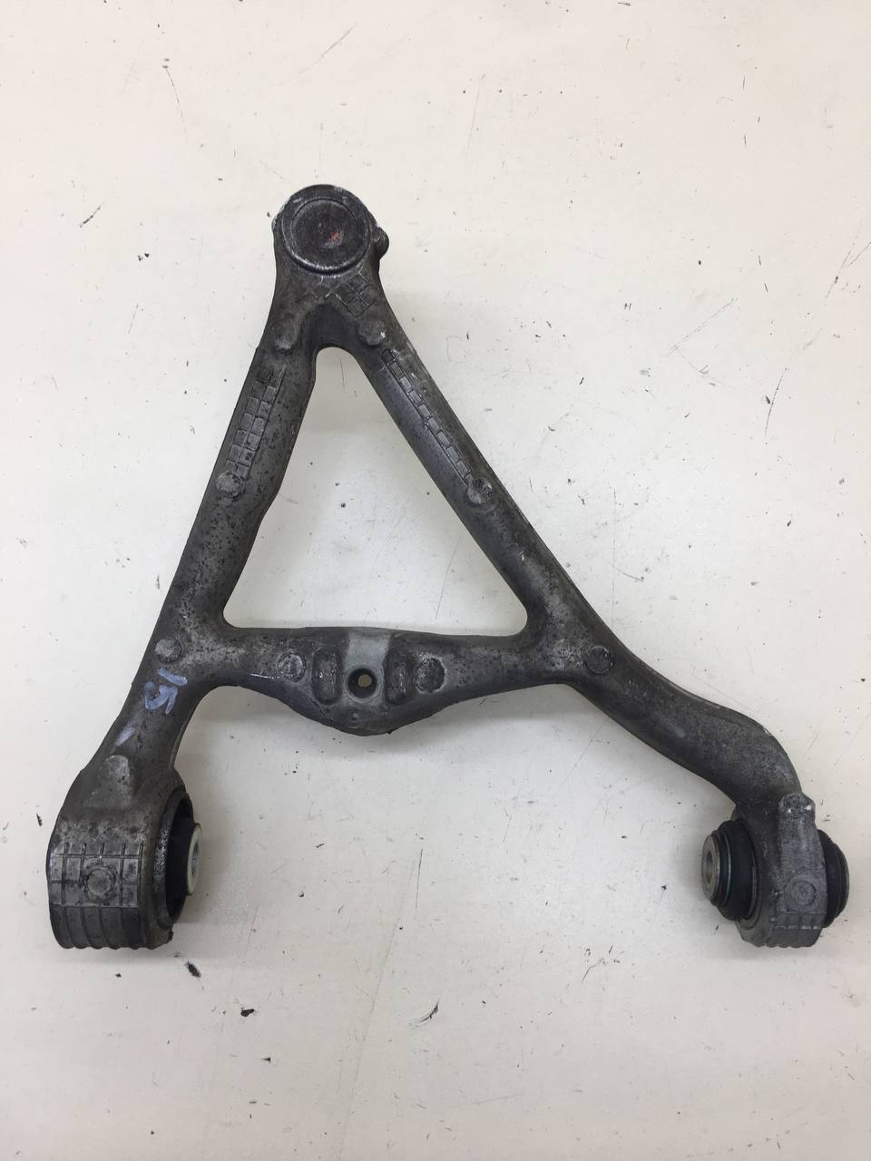 Рычаг задний верхний правый Jaguar XF 2007-2015