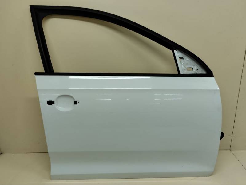 Дверь передняя правая Skoda Rapid 2012-2020 Дверь передняя правая Skoda Rapid 2012-2020