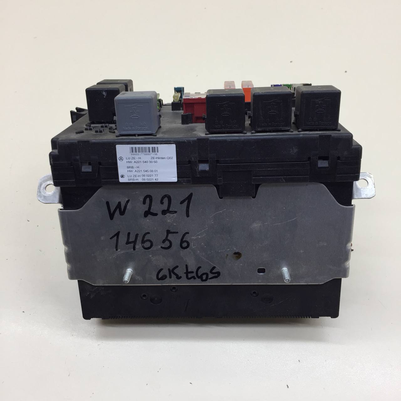 Блок предохранителей Mercedes-Benz S-Class (W221) 2005-2013