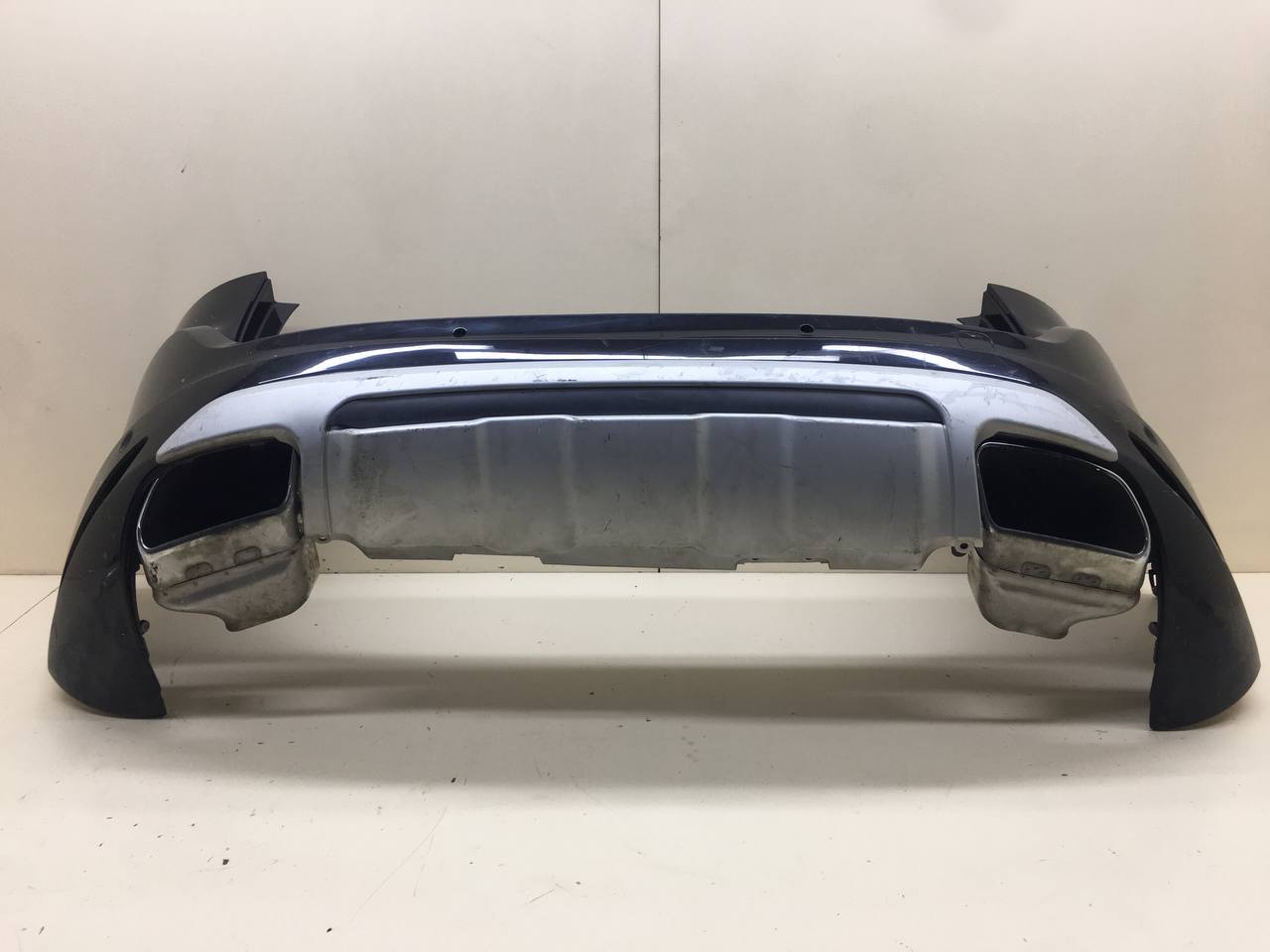 Бампер задний Volvo XC60 2008-2017