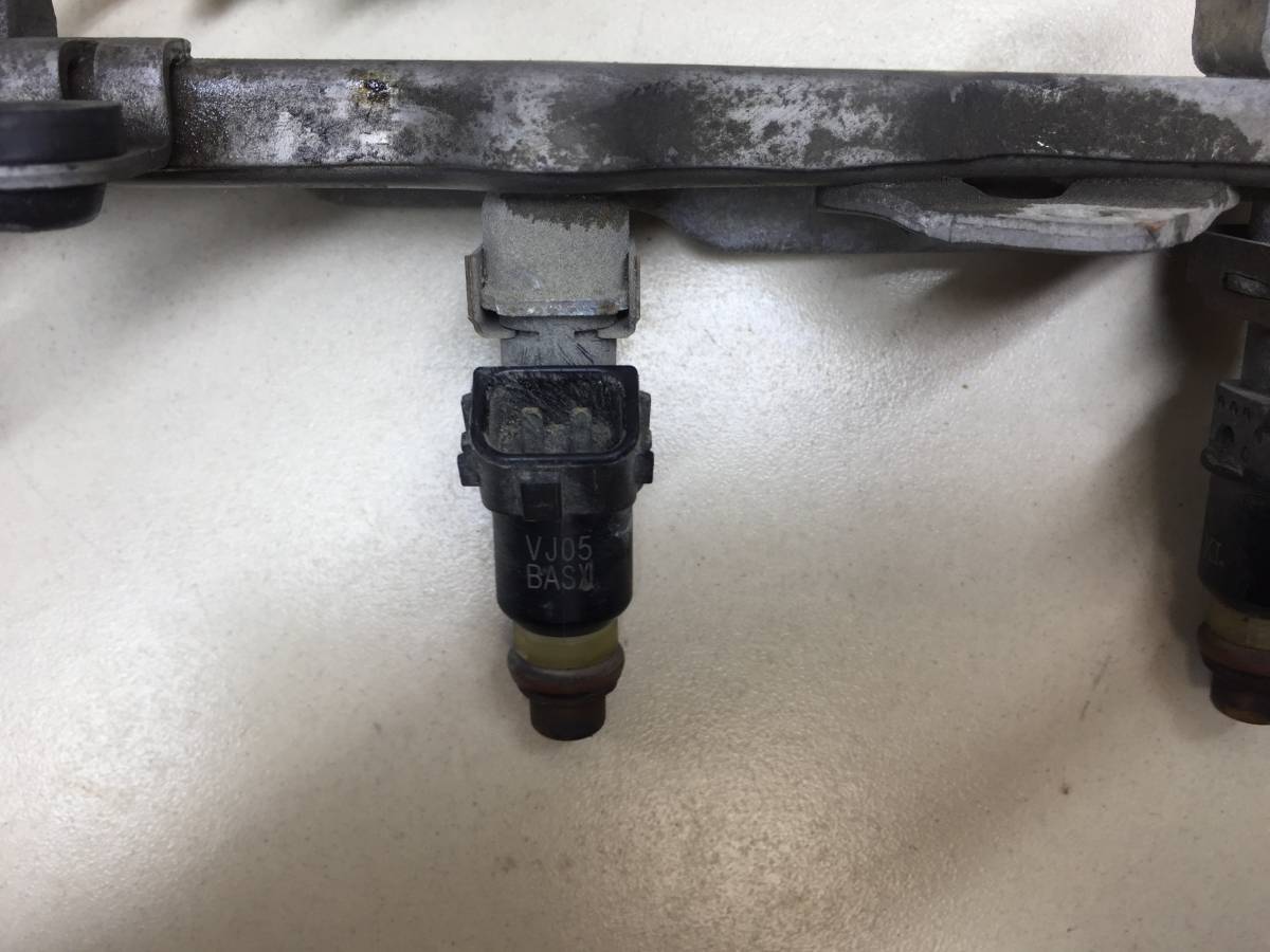 Рейка топливная (рампа) Honda Civic 4D 2006-2012