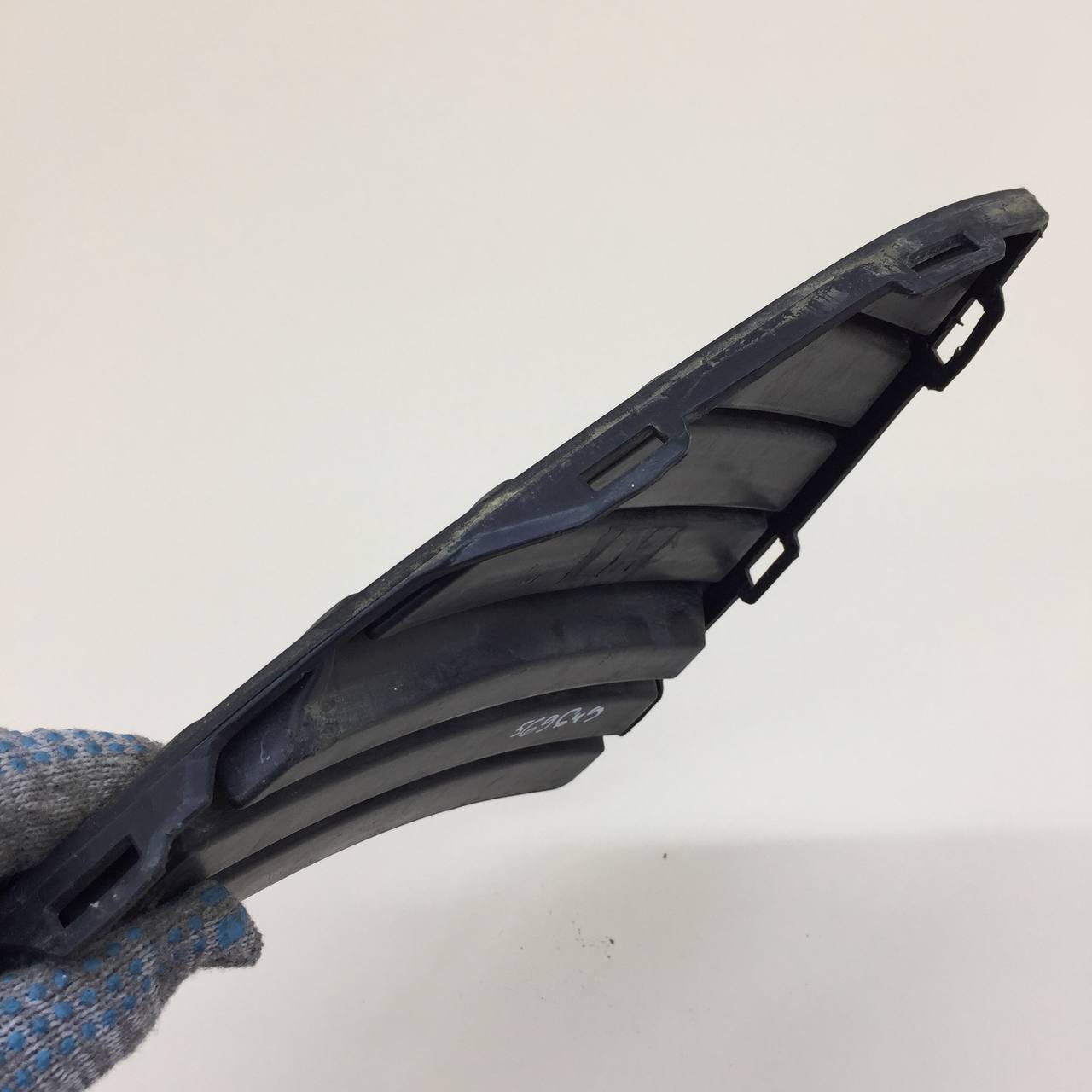 Решетка в бампер левая Ford Focus 3 2011>