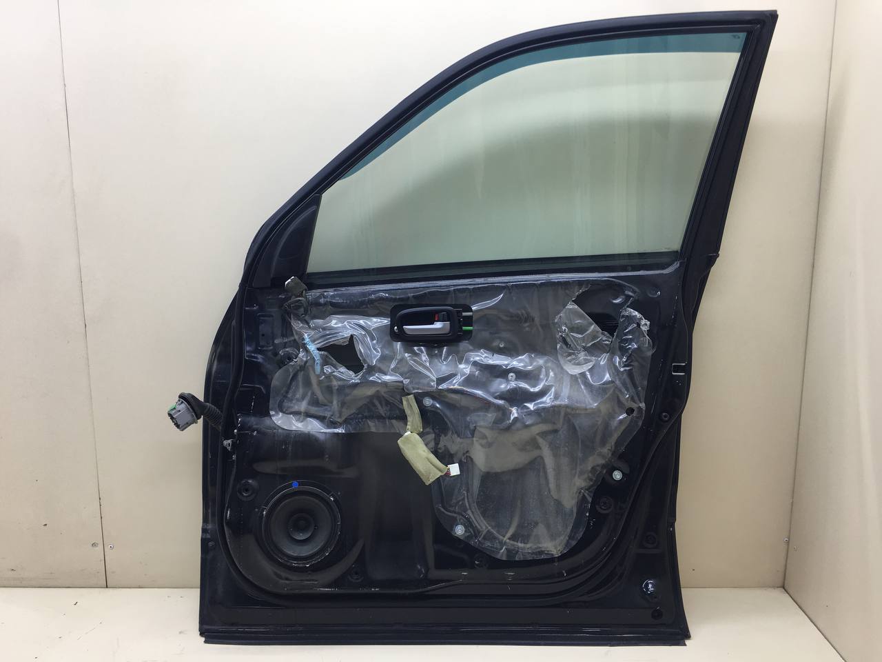 Дверь передняя правая Suzuki Grand Vitara 2005-2015 Дверь передняя правая Suzuki Grand Vitara 2005-2015