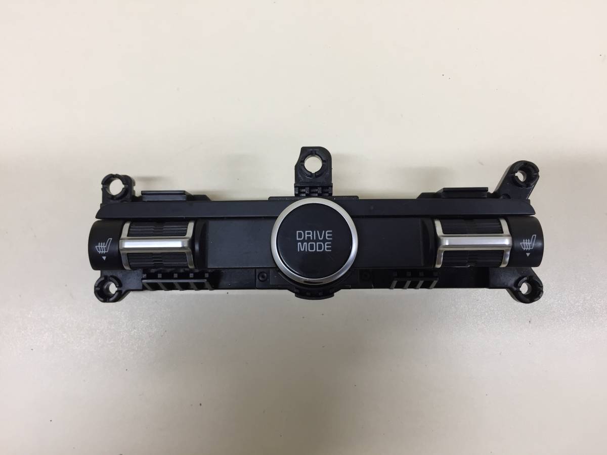 Блок кнопок Kia K5 (DL3) 2019>