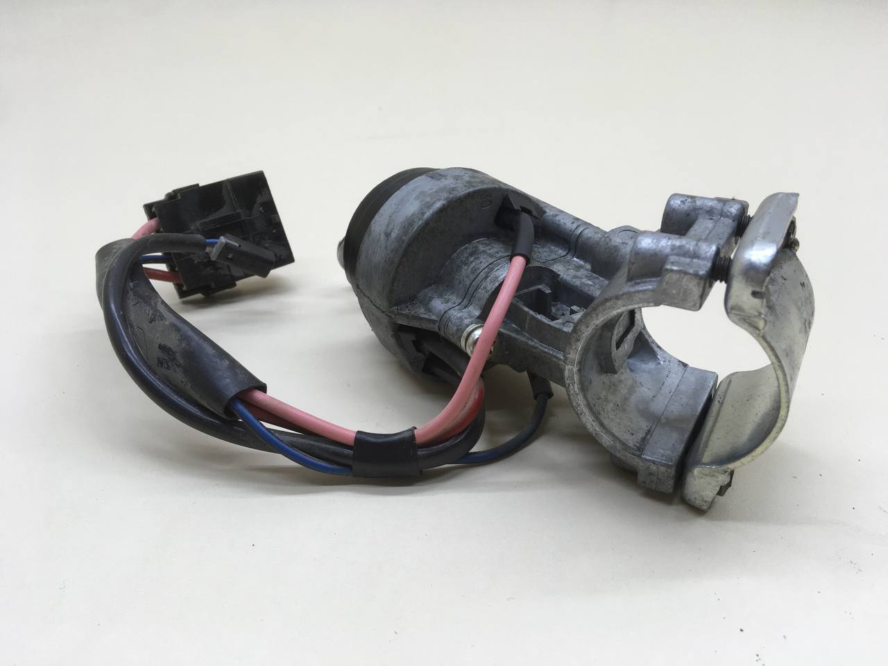 Замок зажигания Chevrolet Niva 2009-2020