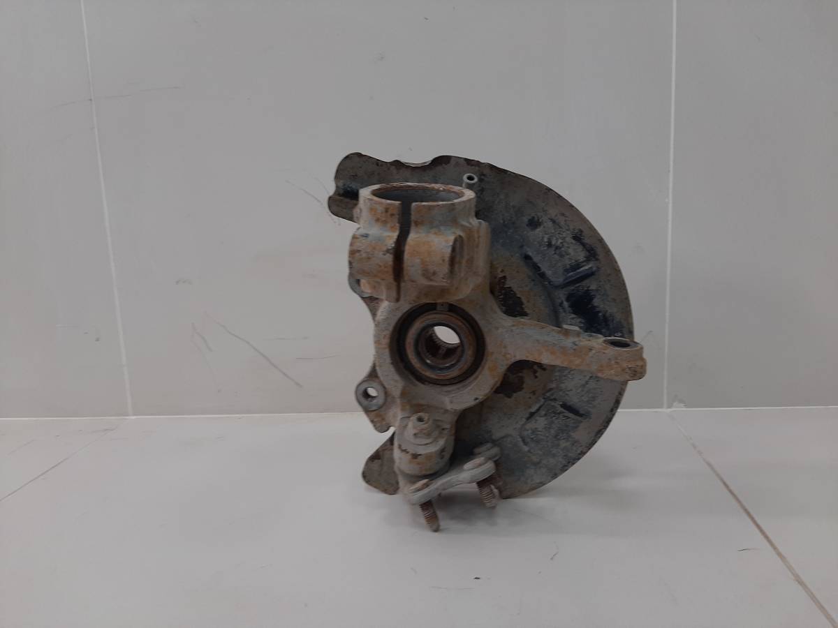 Кулак поворотный передний правый Volkswagen Polo (MK5) 2011-2020