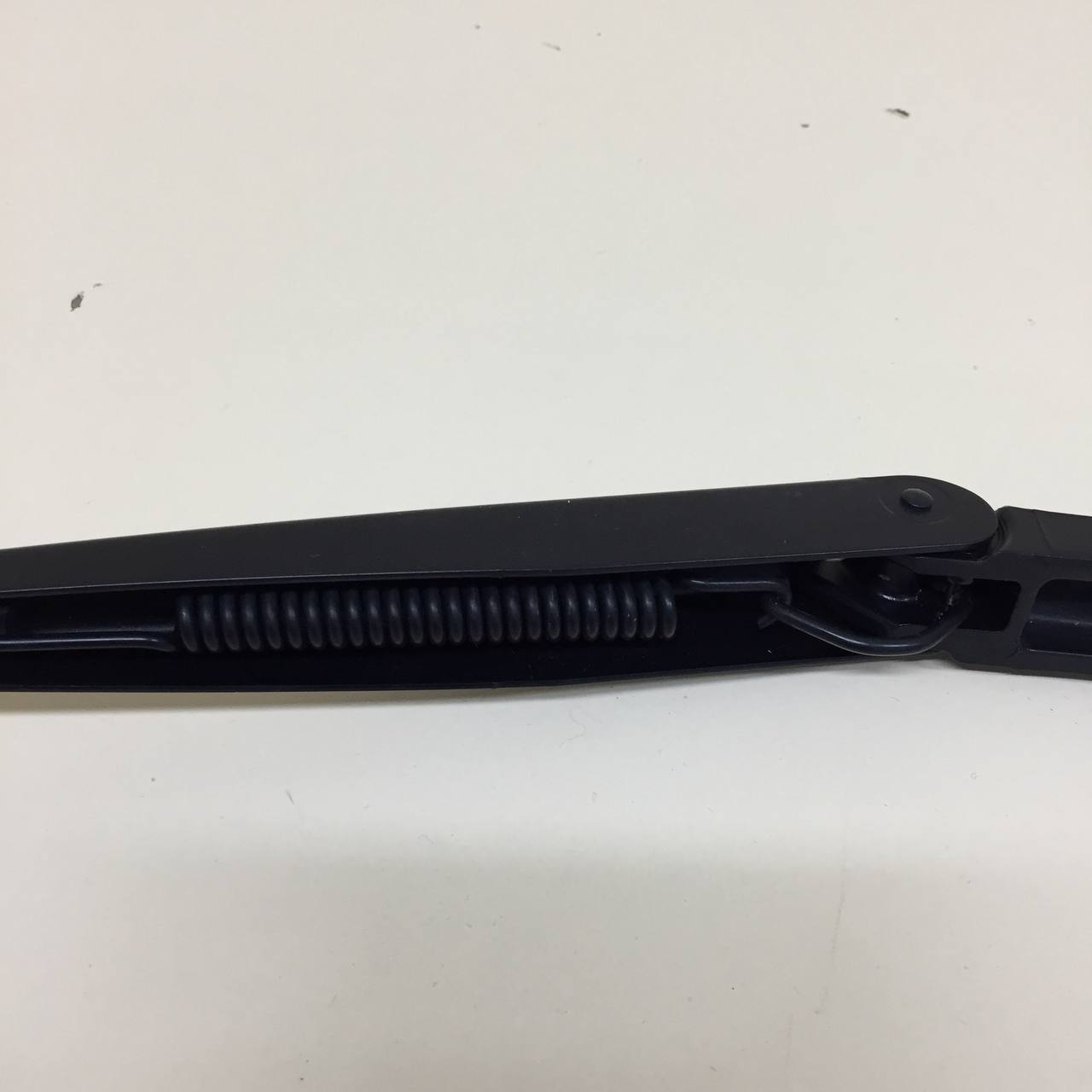 Поводок стеклоочистителя передний правый Chevrolet Cruze (J300) 2009-2016