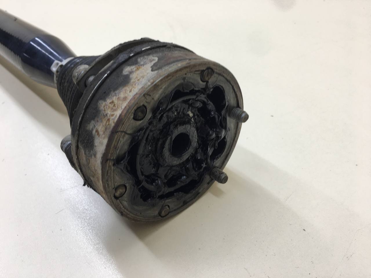 Полуось передняя правая Volkswagen Polo (MK5) 2011-2020 Полуось передняя правая Volkswagen Polo (MK5) 2011-2020