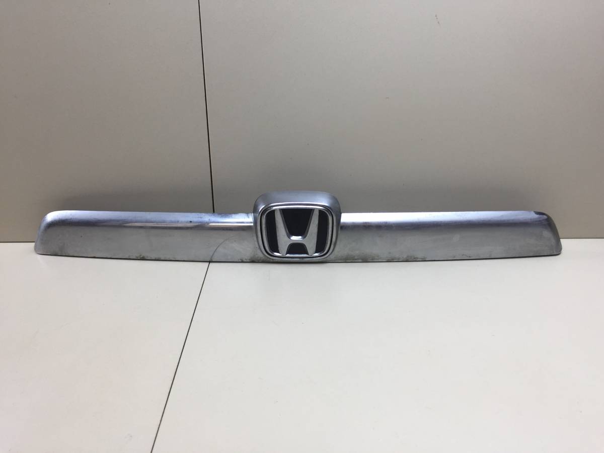 Накладка двери багажника Honda CR-V 2007-2012