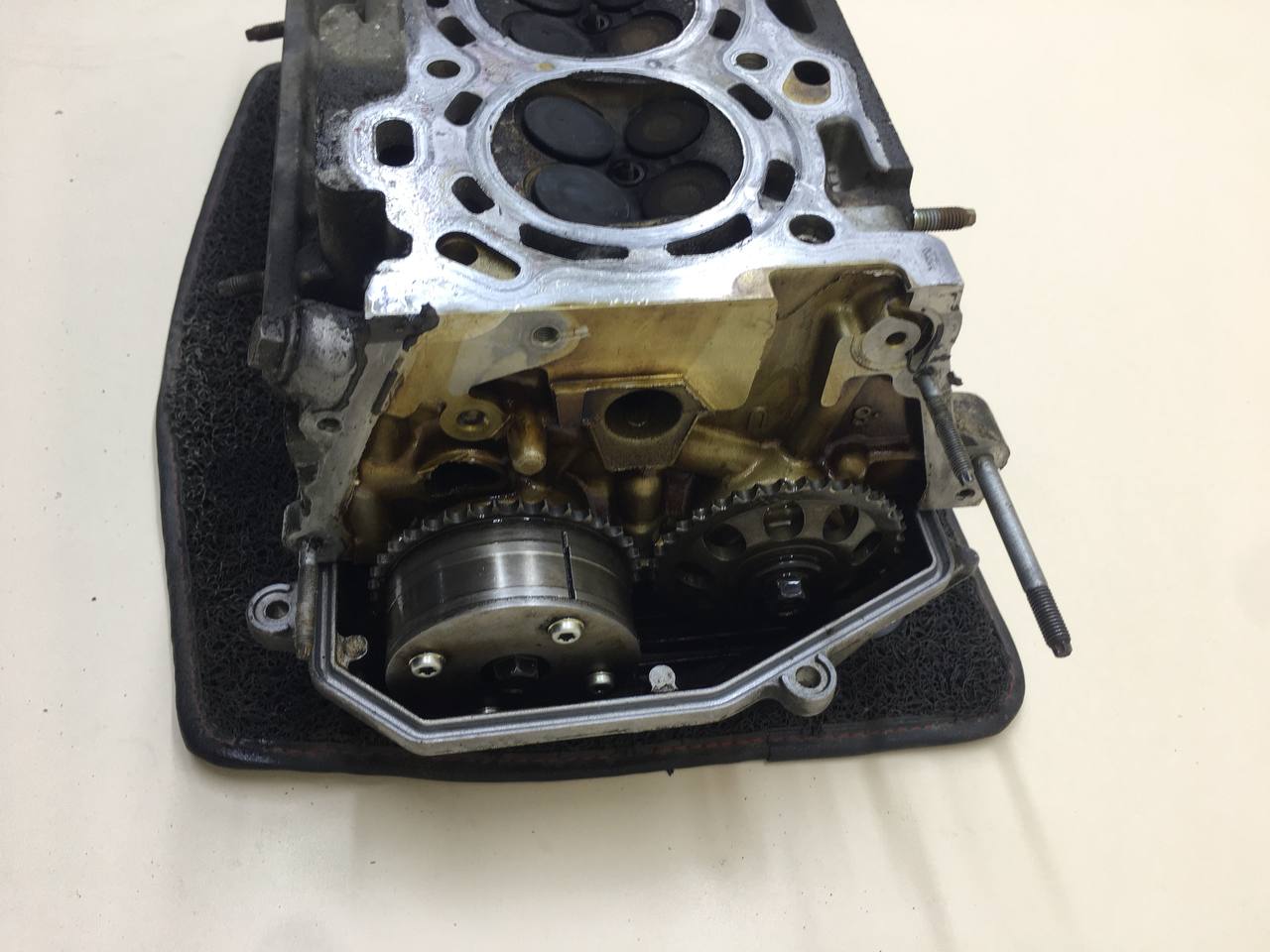 Головка блока цилиндров Toyota Corolla E120 2001-2007 Головка блока цилиндров Toyota Corolla E120 2001-2007