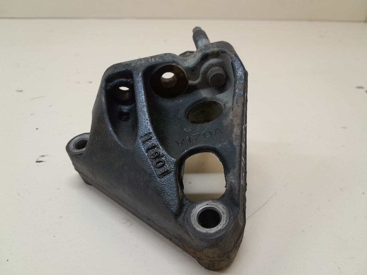 Кронштейн двигателя правый Toyota Rav 4 (A30) 2006-2013