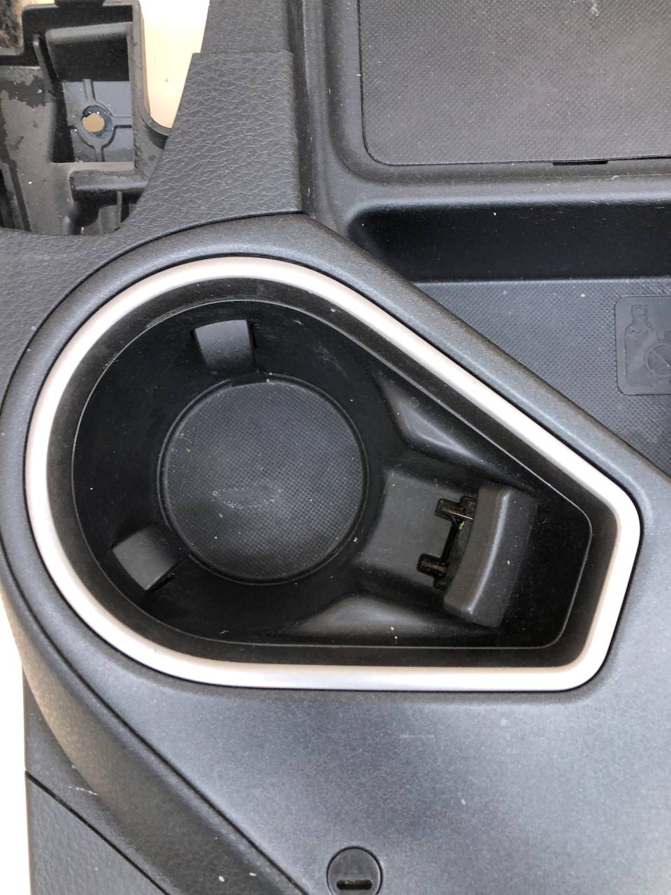 Консоль центральная Toyota Rav 4 (XA40) 2013-2019