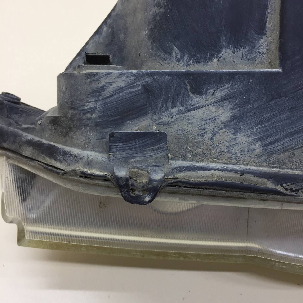 Фара правая Fiat Albea 2002-2012