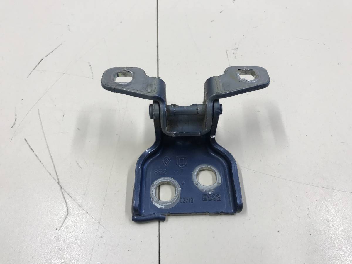 Петля двери Renault Logan (1) 2005-2014