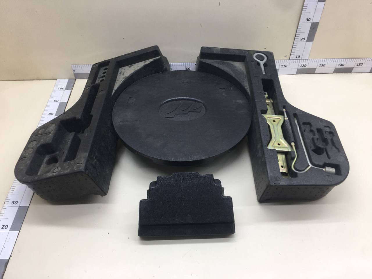 Ящик для инструментов Lifan X60 2012>