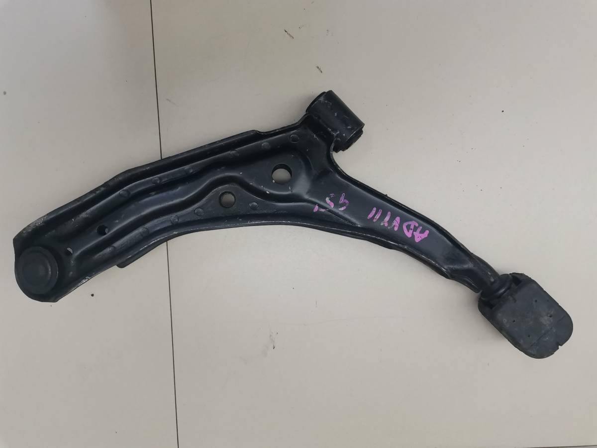 Рычаг передний нижний правый Nissan Sunny (B14) 1993-1999 Рычаг передний нижний правый Nissan Sunny (B14) 1993-1999