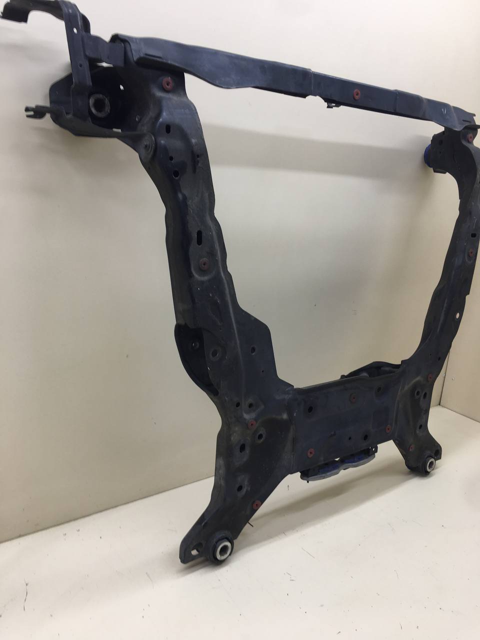 Балка подмоторная Volvo V60 2010-2013