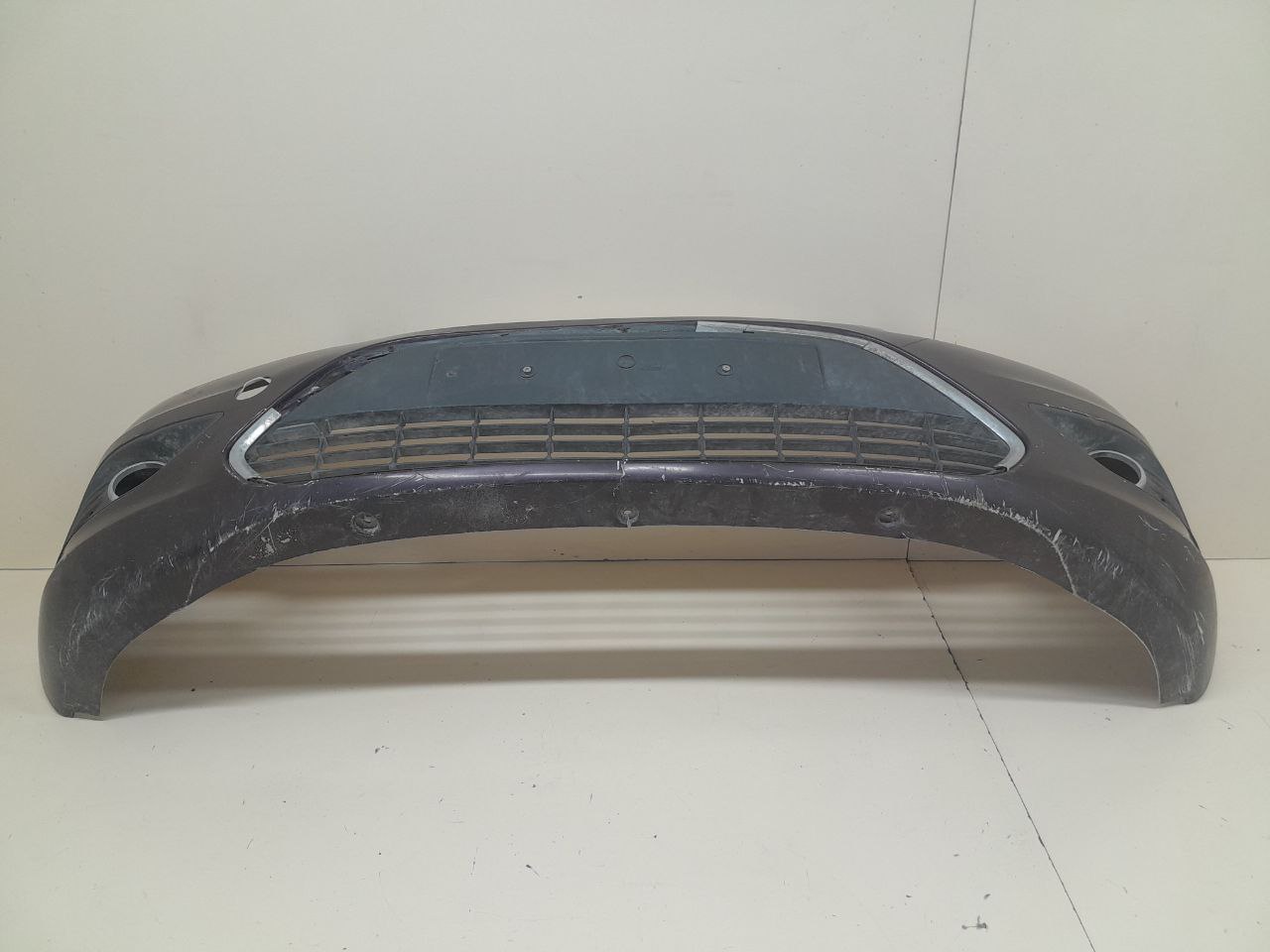 Бампер передний Ford Focus 2 (DB) 2008-2011 Бампер передний Ford Focus 2 (DB) 2008-2011