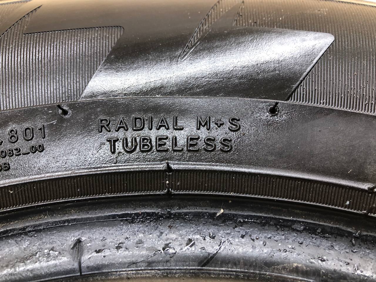 Шины к-кт R14 Зимние шипованные PIRELLI