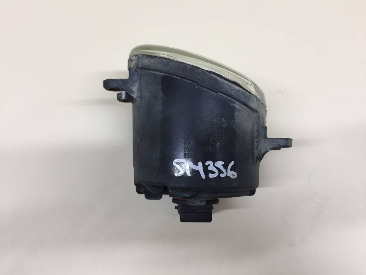 Фара противотуманная правая Toyota Camry (V40) 2006-2011