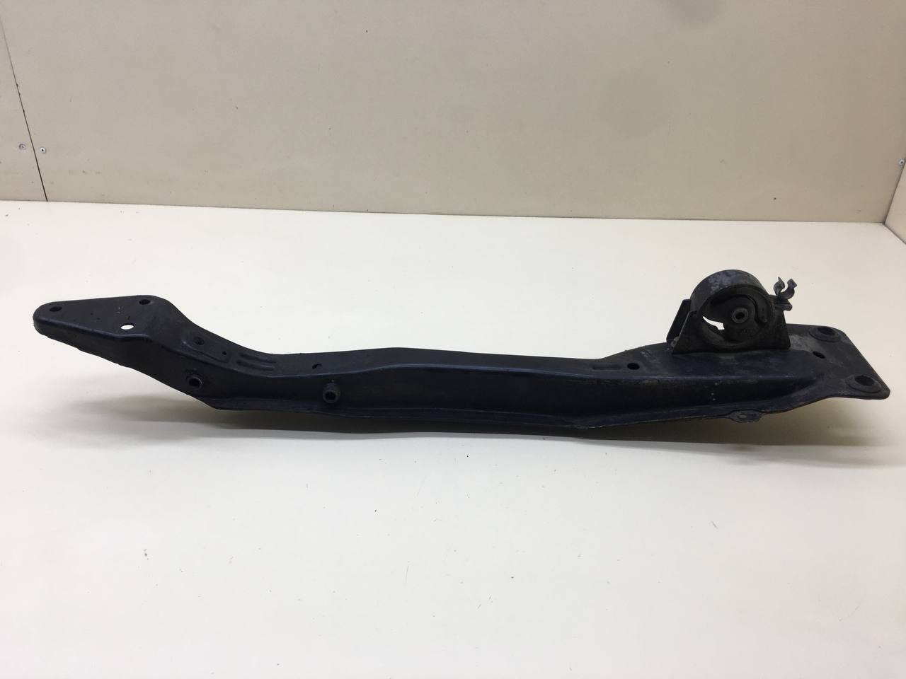 Балка передняя продольная Nissan Primera (P12) 2002-2007