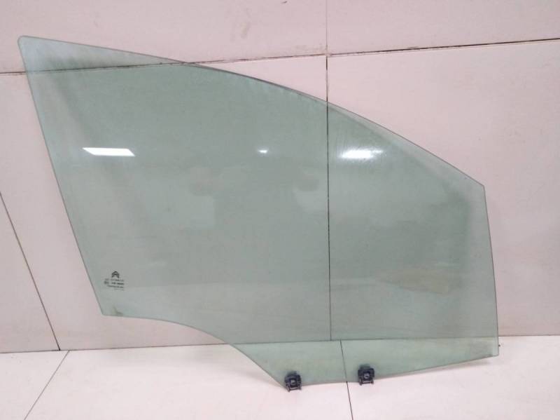 Стекло двери передней правой Citroen C4 2011>