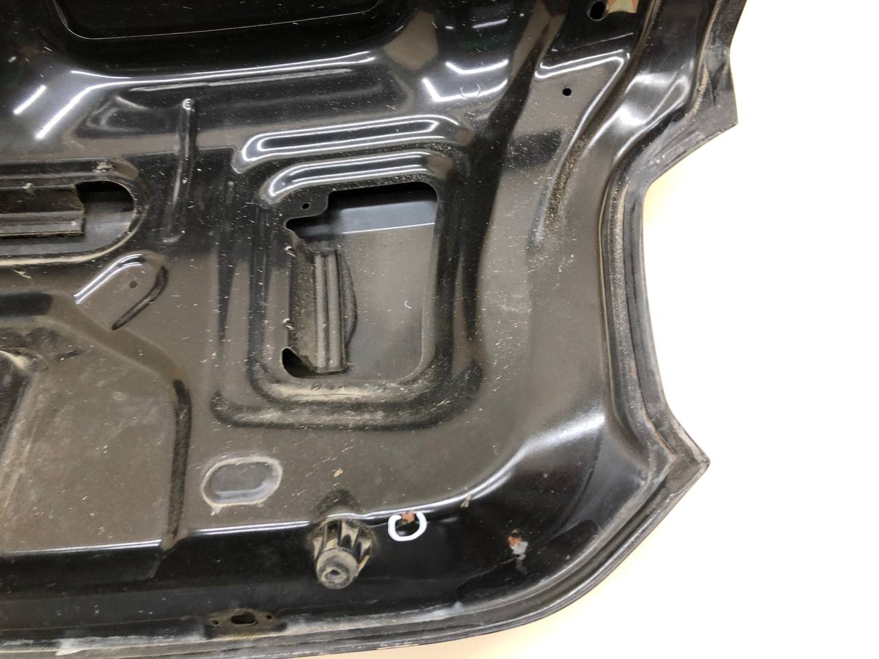 Крышка багажника Renault Logan (2) 2014>