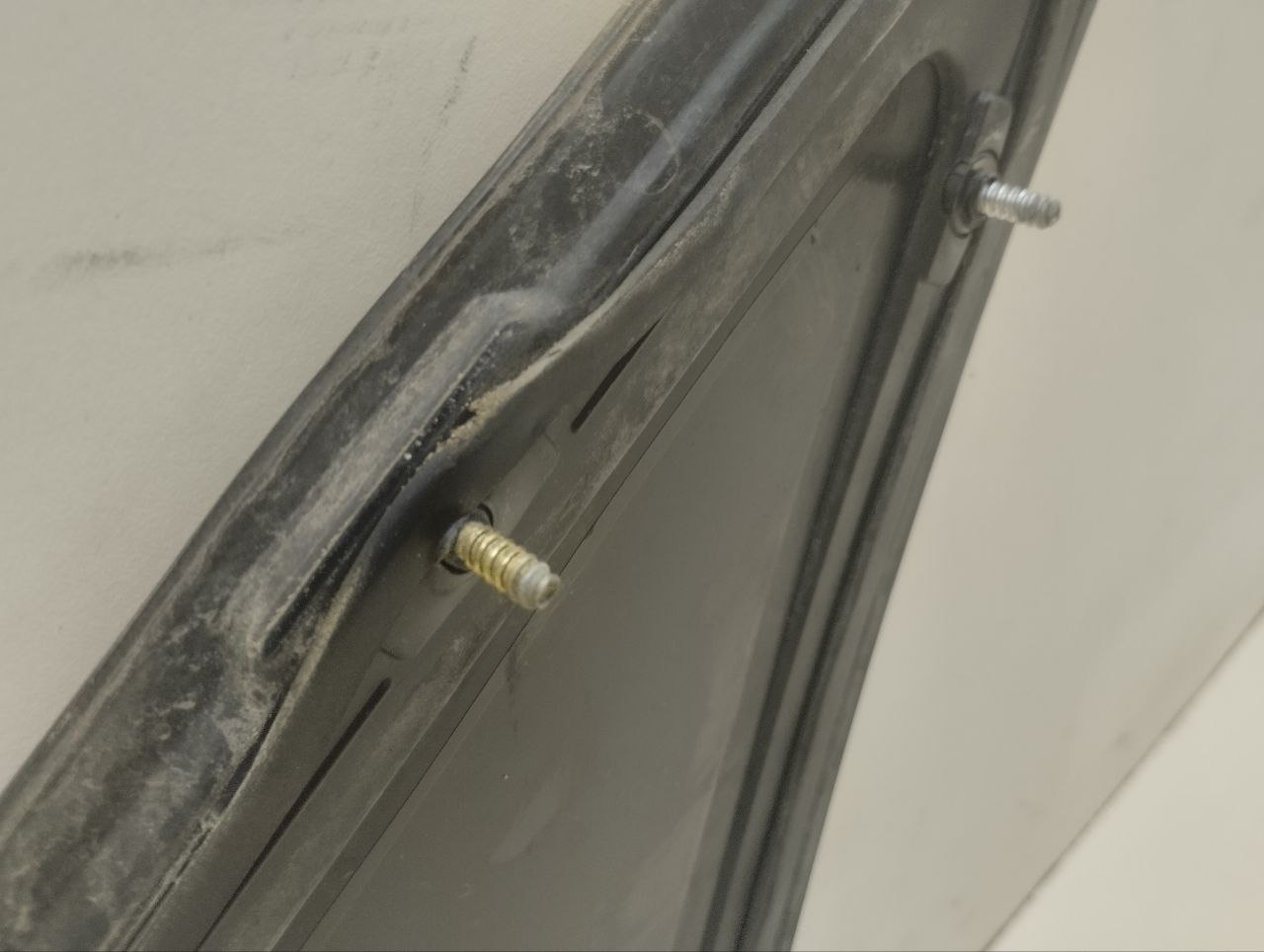 Стекло кузовное глухое левое Daewoo Nexia (N150) 2008-2016