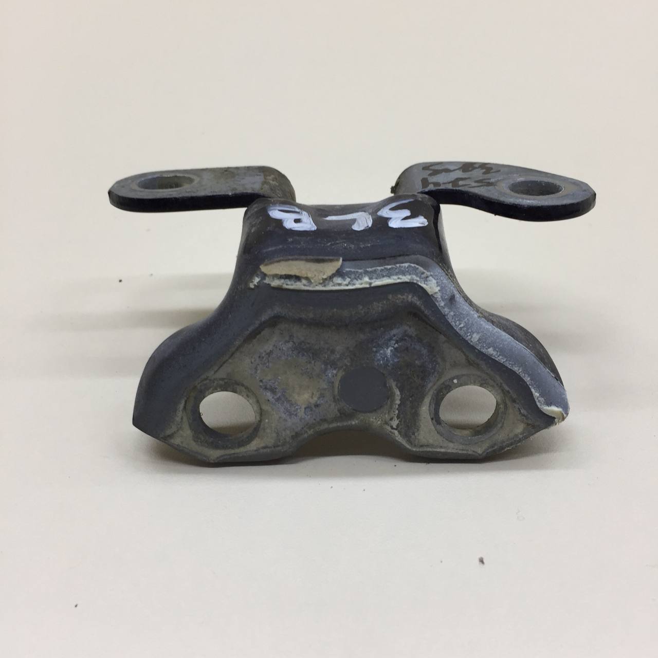 Петля двери задней левой верхняя Toyota Auris (E150) 2006-2012