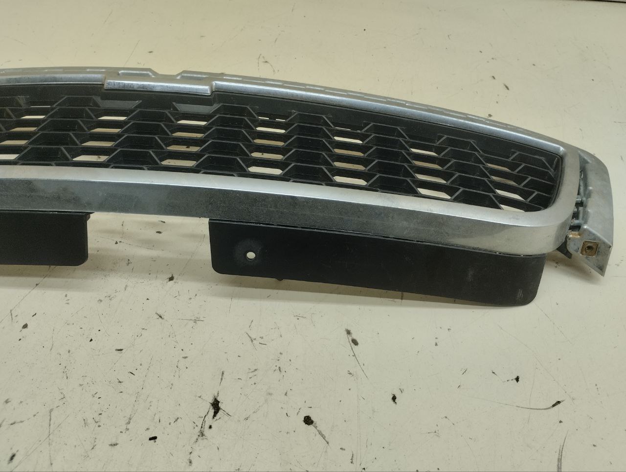Решетка радиатора Chevrolet Captiva (C140) 2011-2016 Решетка радиатора Chevrolet Captiva (C140) 2011-2016