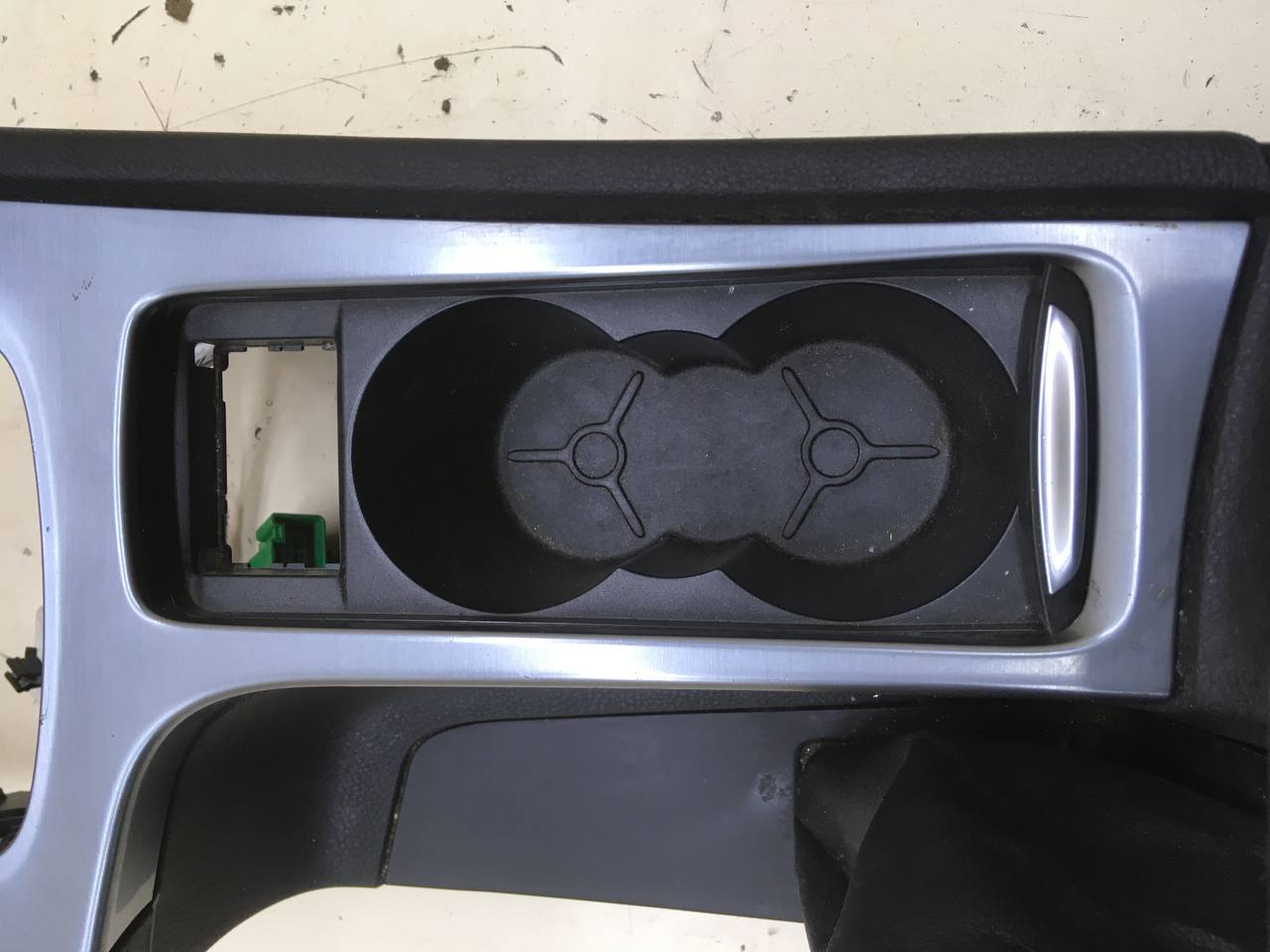 Консоль центральная Ford Mondeo 4 2007-2015