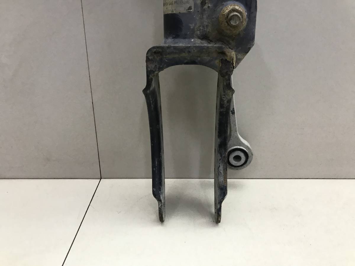 Амортизатор передний правый Porsche Cayenne 2003-2010