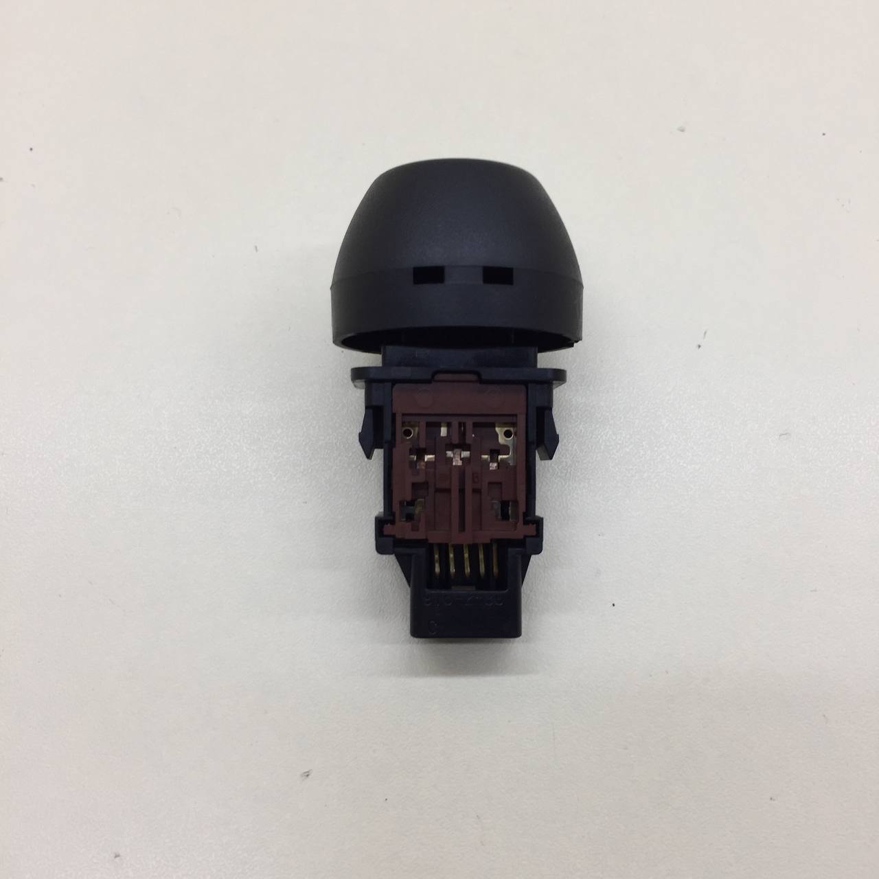 Кнопка блокировки дифференциала Toyota Rav 4 (A30) 2006-2013