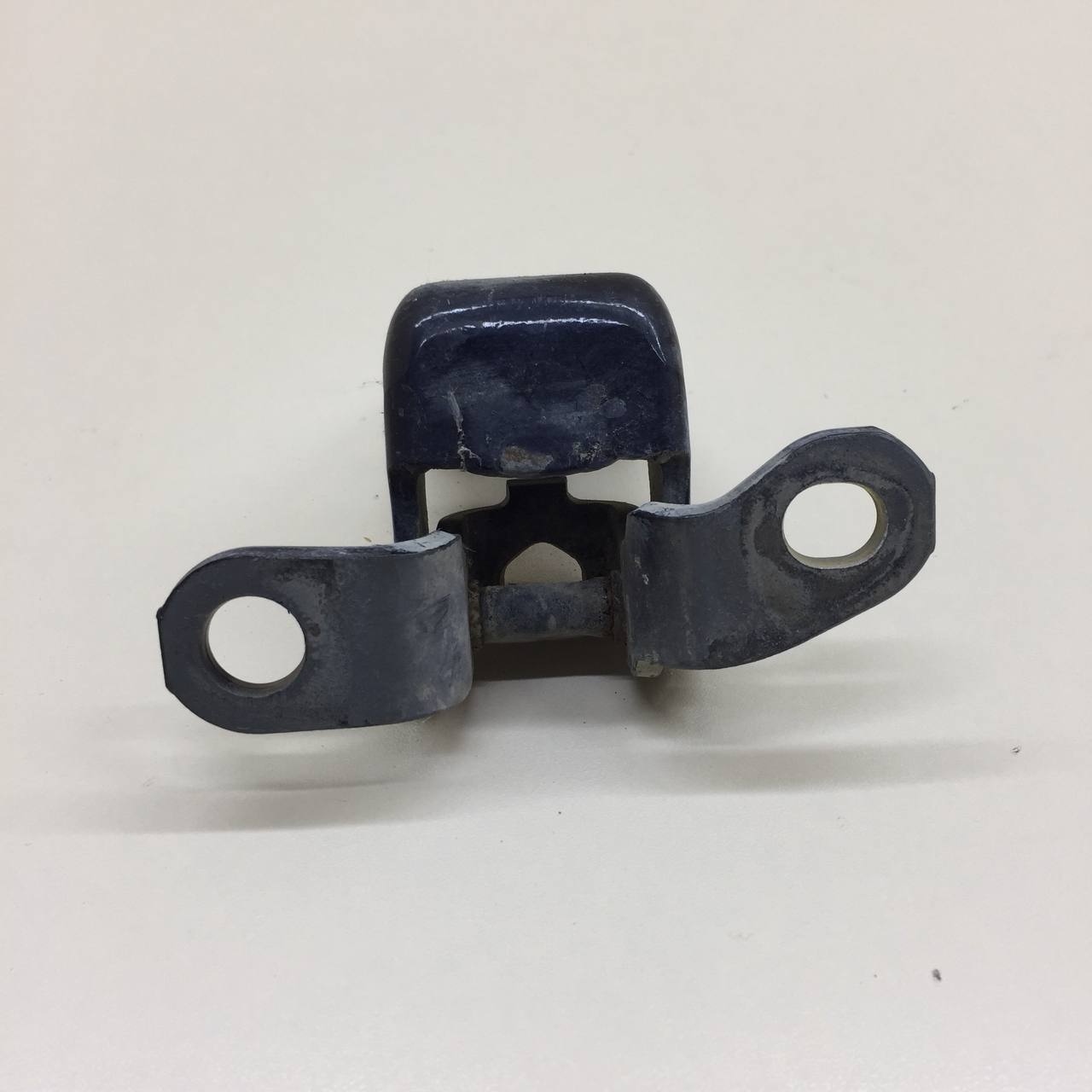 Петля двери передней левой нижняя Honda Civic 4D 2006-2012