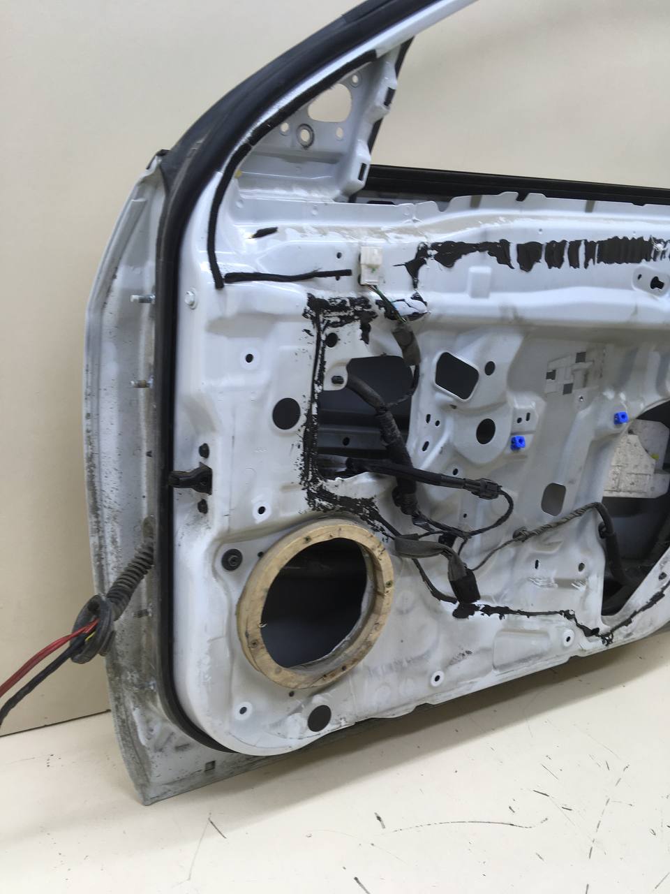 Дверь передняя правая Nissan Almera 3 (G11, G15) 2012> Дверь передняя правая Nissan Almera 3 (G11, G15) 2012>
