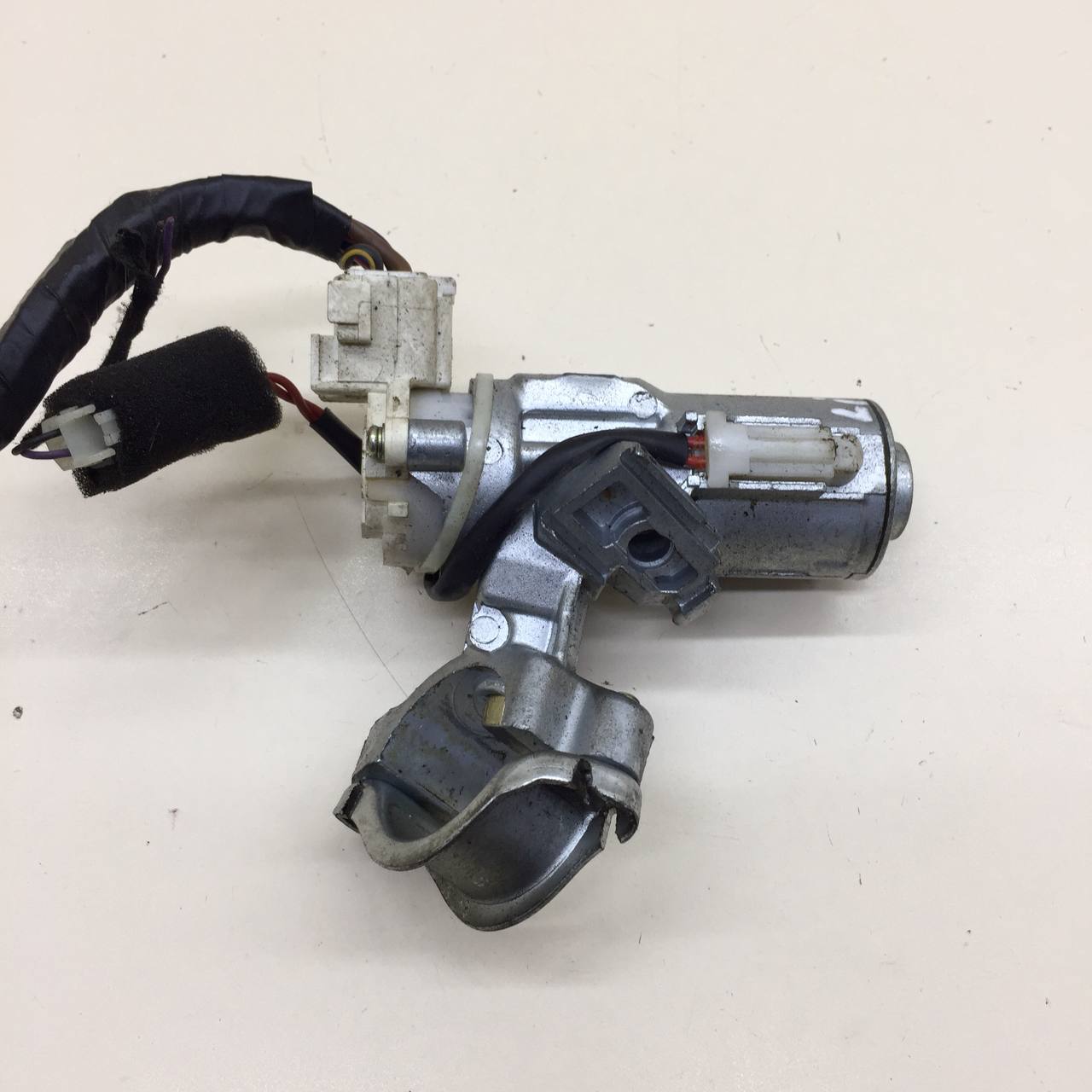 Замок зажигания Lifan X60 2012>