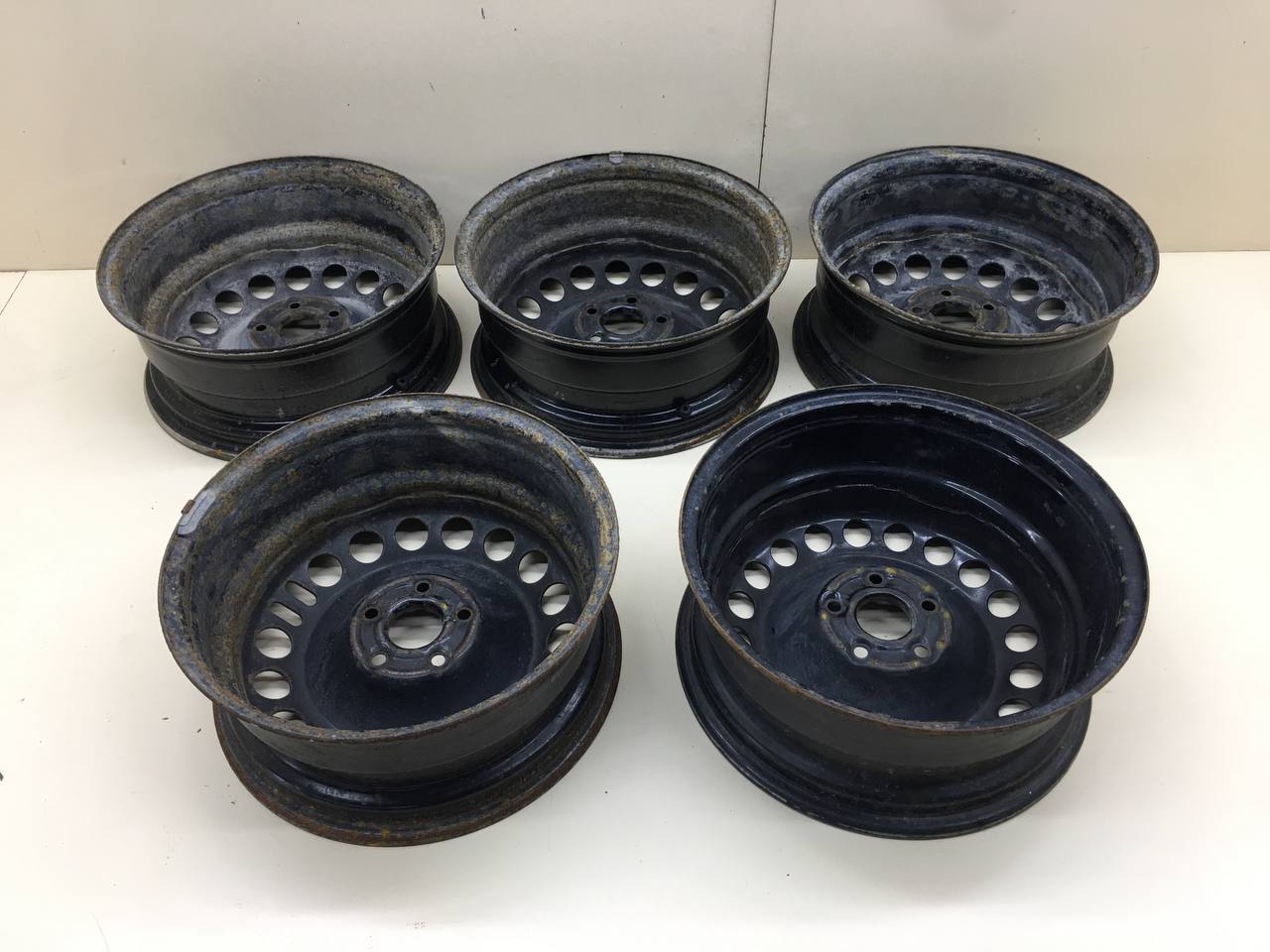 Диски к-кт R16 Штампованные