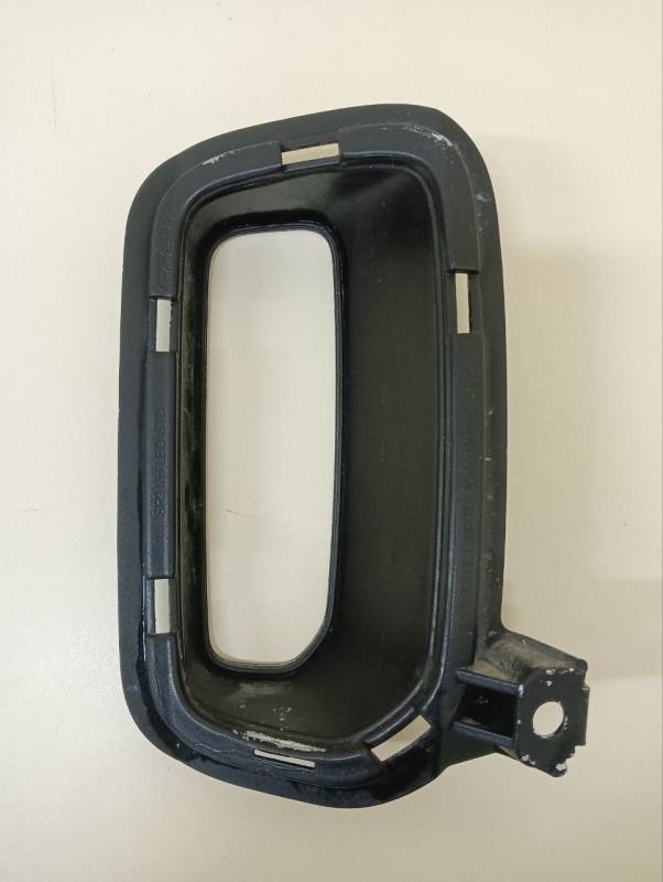 Рамка противотуманной фары правой Kia Seltos 2019>