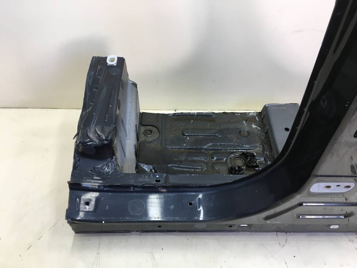 Порог со стойкой правый Toyota Camry (XV50) 2011-2017